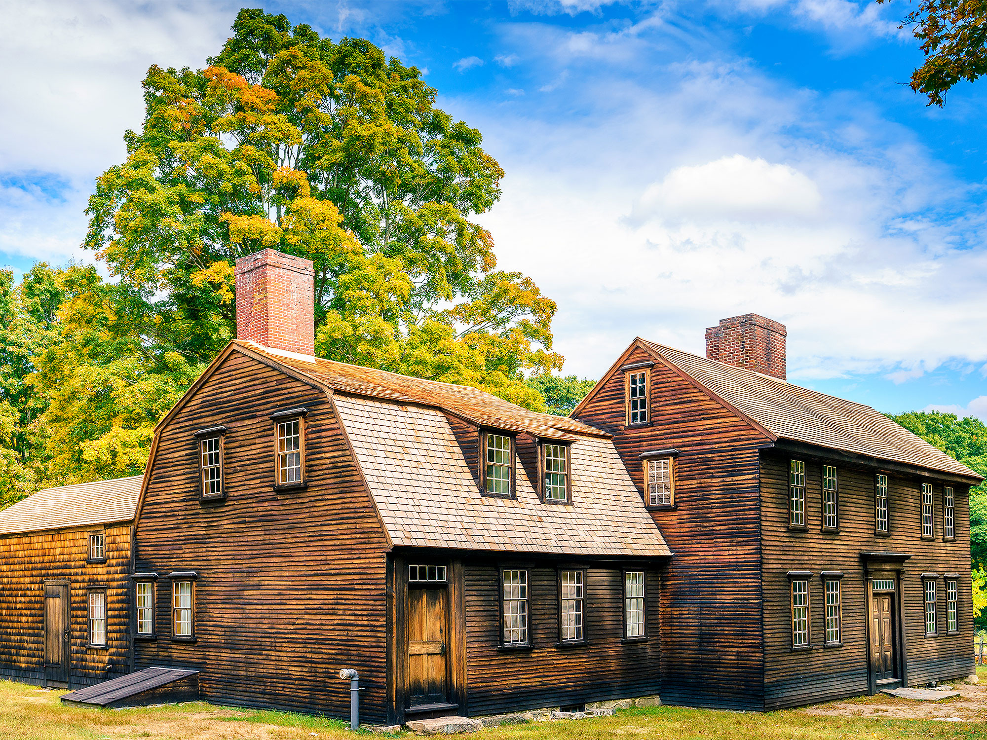 6 Fascinating Places for History Buffs to Visit in New England — Daily