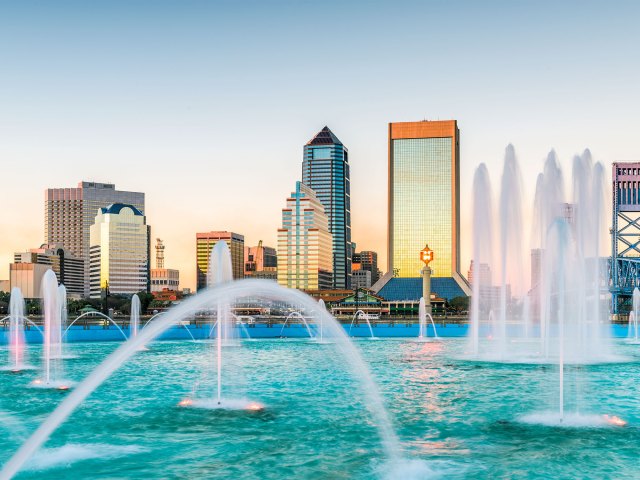 Fountains in front of downtown Jacksonville, Florida skyline