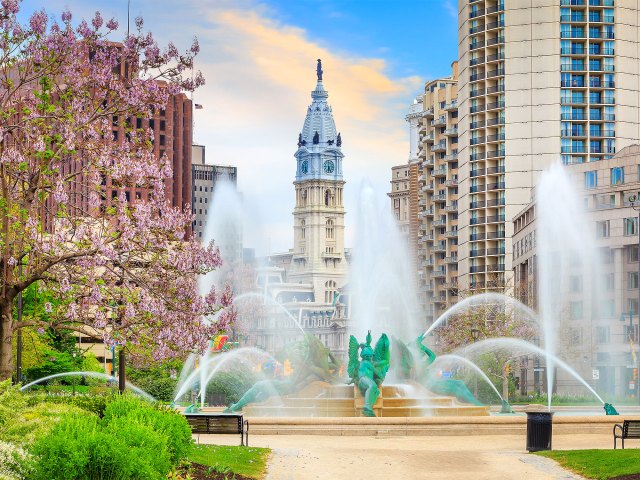 Fountain in downtown Philadelphia park