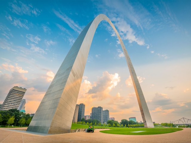 View of Gateway Arch from street level