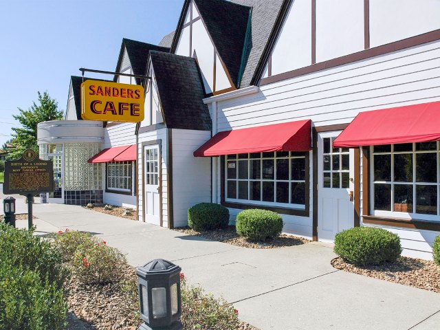 Exterior of Sanders Cafe, birthplace of Kentucky Fried Chicken, in North Corbin, Kentucky