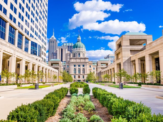 Plaza in front of Indianapolis state house in Indianapolis, Indiana