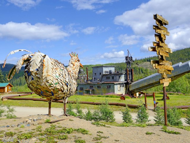 Chicken statue in the town of Chicken, Alaska