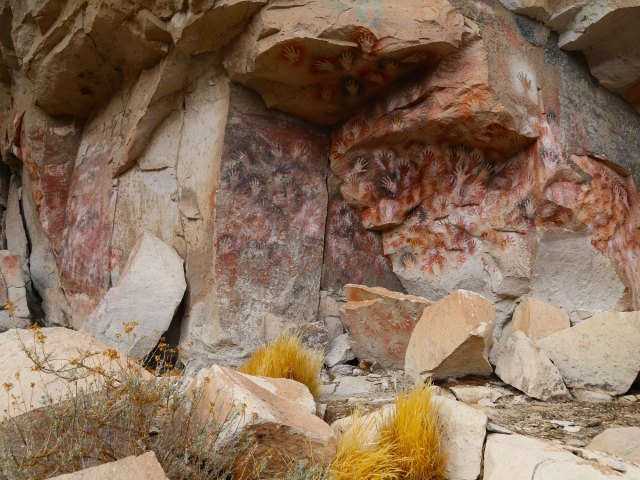 Image of cave paintings at Cueva de las Manos UNESCO site in Argentina