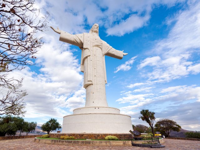 Image of the Cristo de la Concordia statue in Cochabamba, Bolivia
