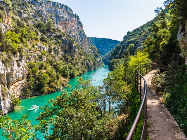 Image of pathway overlooking Verdon Gorge in France