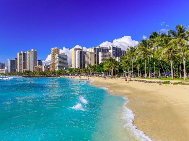 Image of Waikiki Beach in Honolulu, Hawaii