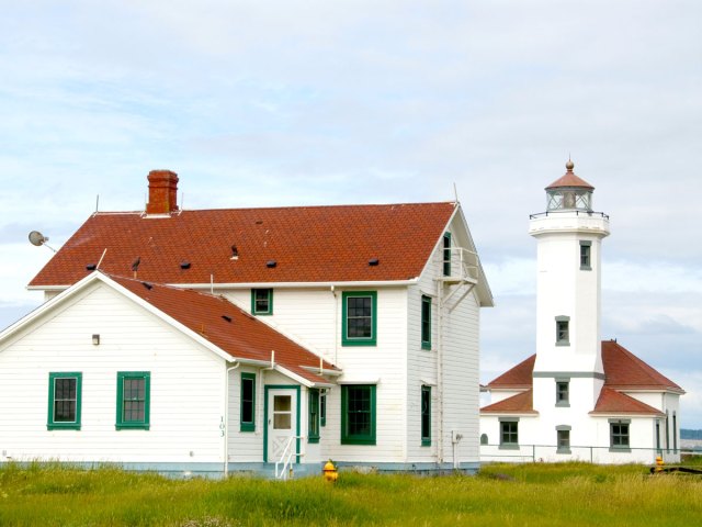 Image of Point Wilson Lighthouse and Fort Worden Historical Park in Port Townsend, Washington