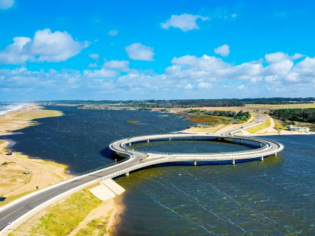 Aerial view of the Laguna Garzón Bridge in Uruguay