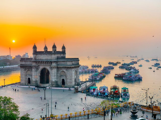 Gateway of India in Mumbai, seen from above at sunrise