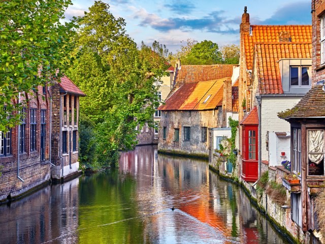 Buildings along canal in Bruges, Belgium