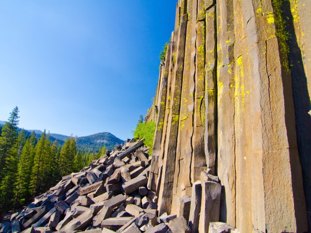Hexagonal basalt rock formations of Devils Postpile in California