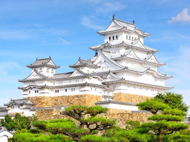 White exterior of Himeji Castle, the largest castle in Japan