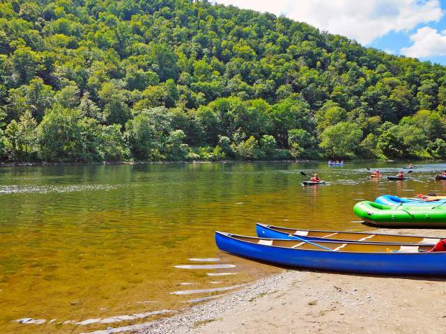 Kayakers and canoes on Delaware River