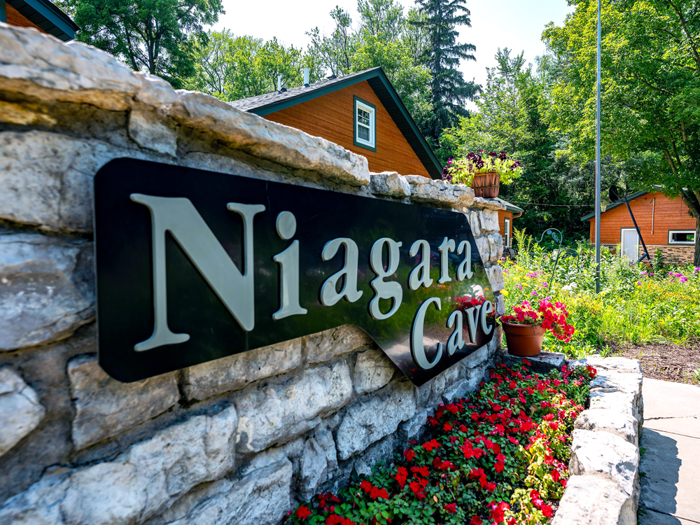 Entrance sign for Niagara Cave in Minnesota