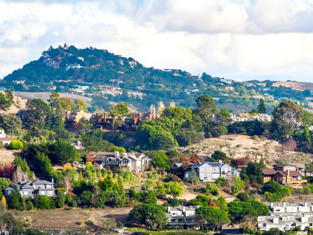 Aerial view of hillside homes in Mill Valley, California