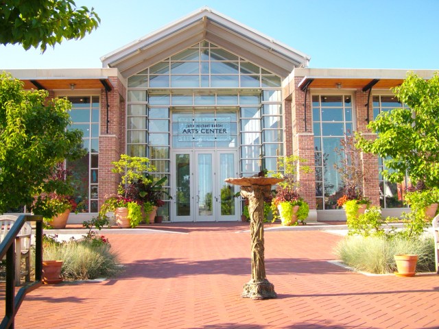 Small fountain facing entrance to John Michael Kohler Arts Center in Sheboygan, Wisconsin