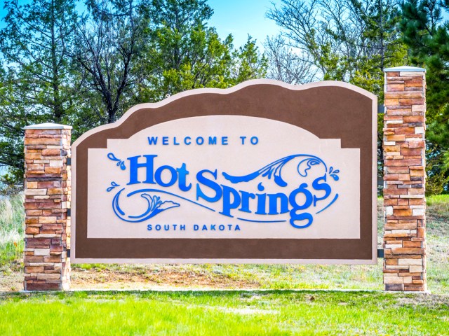 Welcome sign for Hot Springs, South Dakota