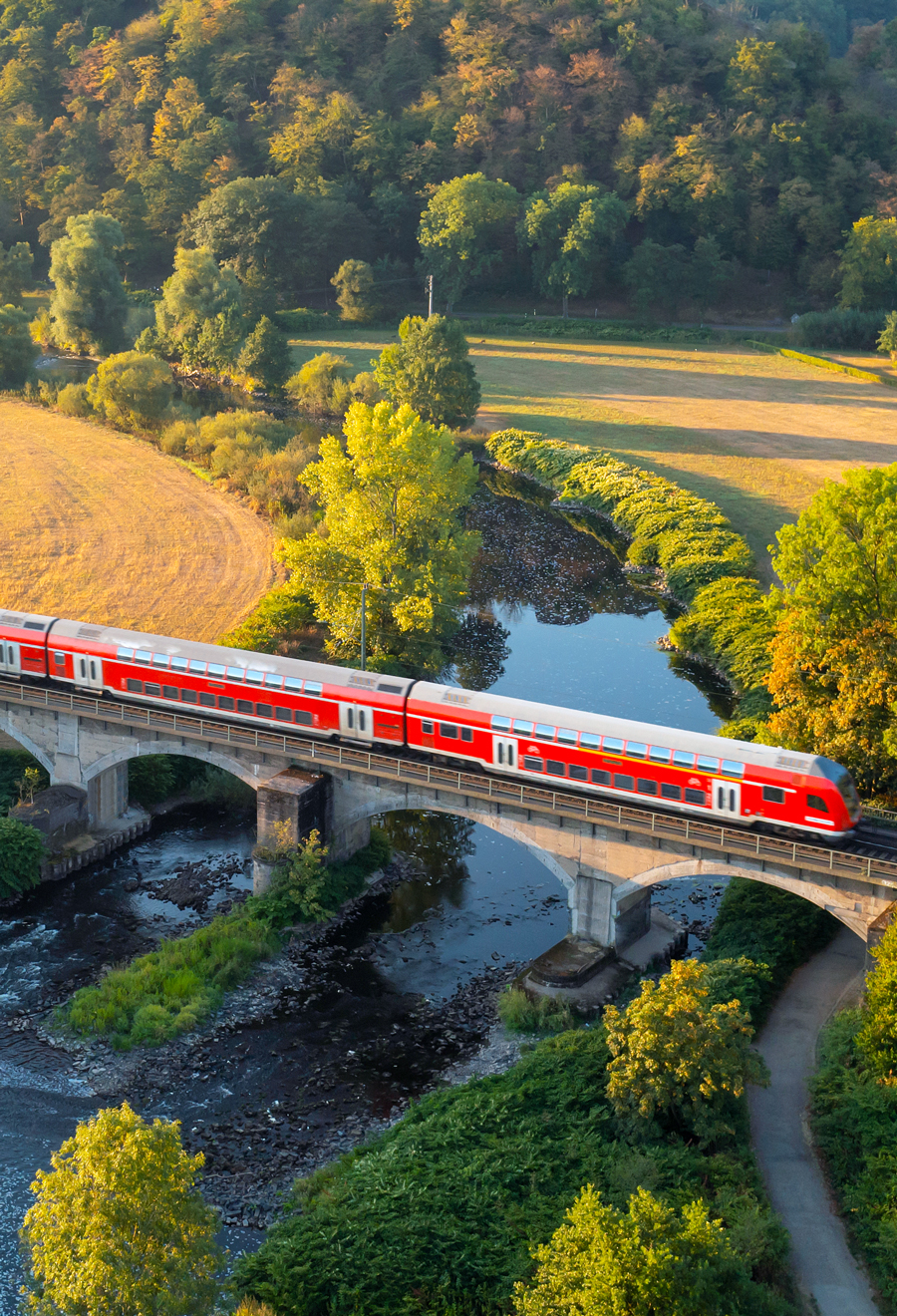 Why Your Next Vacation Should Be a Long-Distance Train Journey — Daily ...