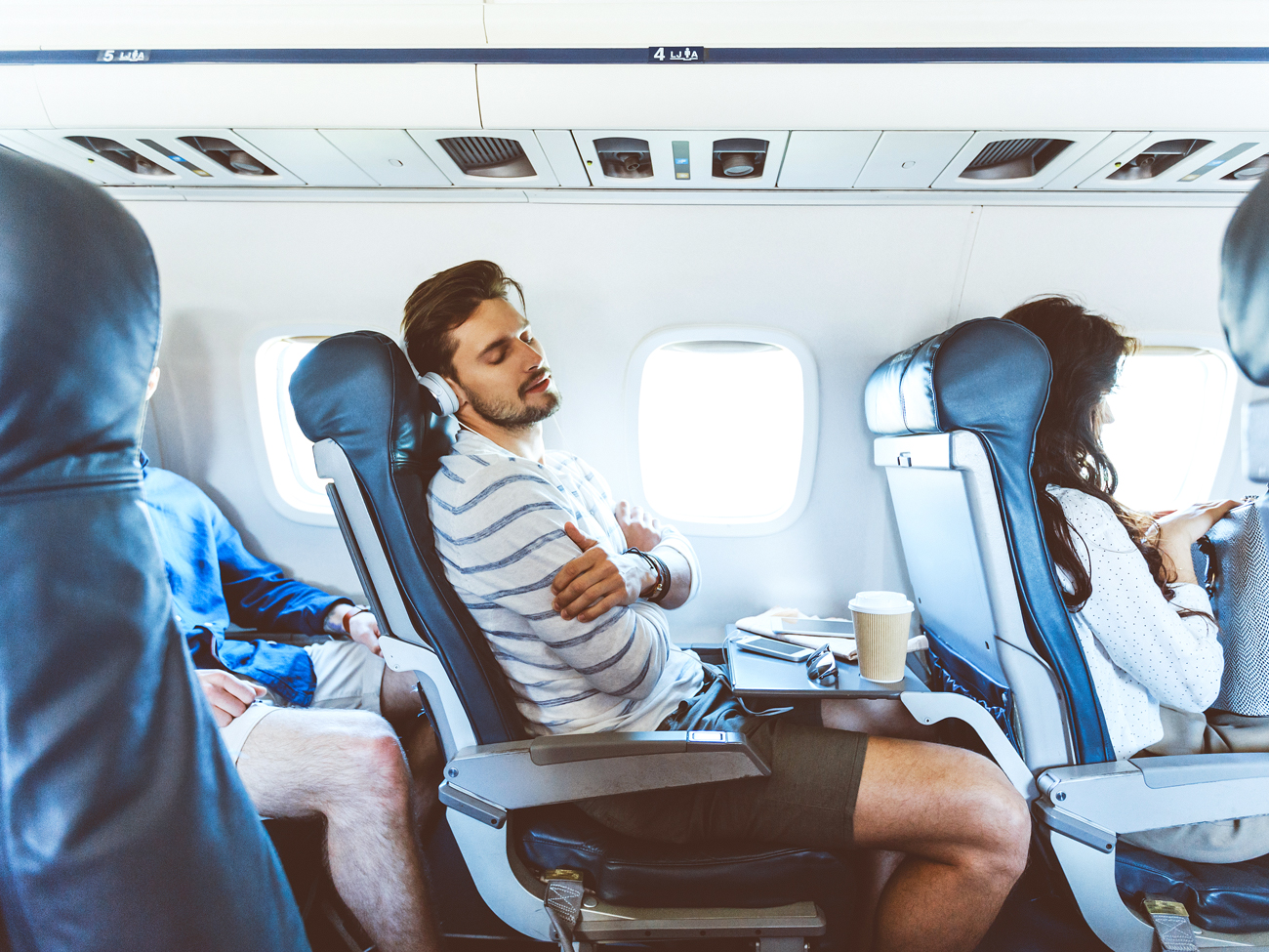 Is It Rude To Recline Your Airplane Seat? — Daily Passport