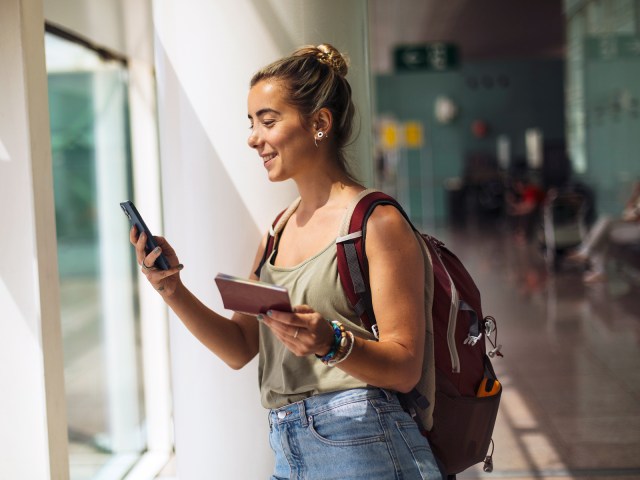 Person using cellphone