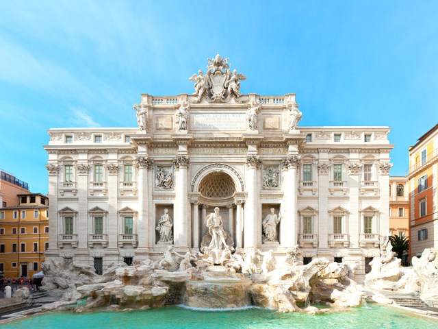 Image of the Trevi Fountain in Rome, Italy