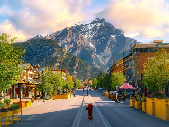 Street in Banff, Canada, facing mountain peak