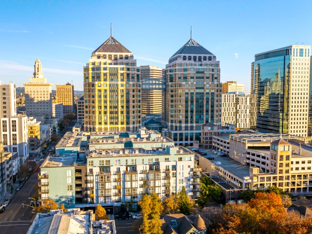 Cityscape of downtown Oakland, California