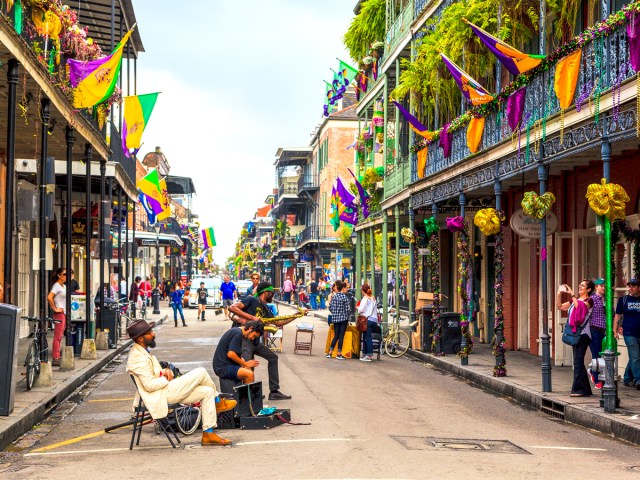 Musicians playing in the French Quarter of New Orleans