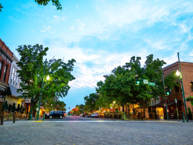 Main Street in Walla Walla, Washington at dusk