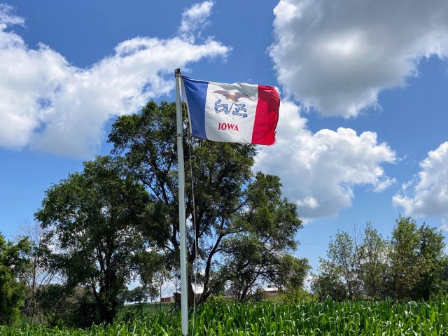 Iowa flag