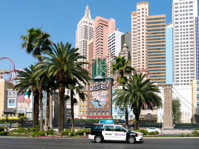 Taxi cab on the Las Vegas Strip