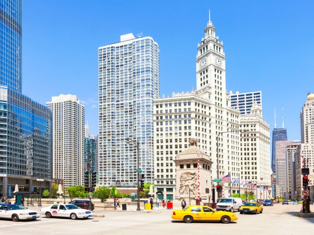 Taxis and other traffic in downtown Chicago, Illinois