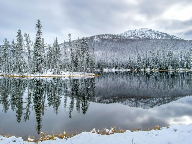 Snowy mountain and lake in Wyoming