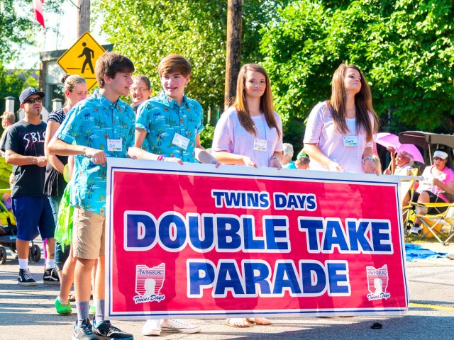 Participants in twin parade at the Twins Day Festival in Twinsburgh, Ohio